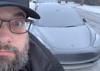 tesla model 3 test na mrozie kanada