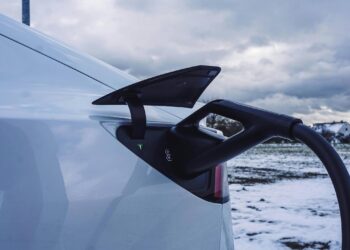 tesla charging winter