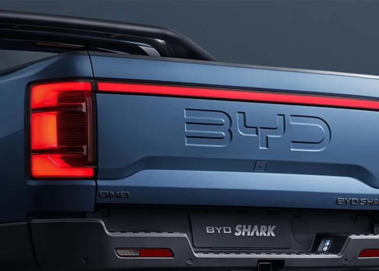 byd shark pickup hybrid 09