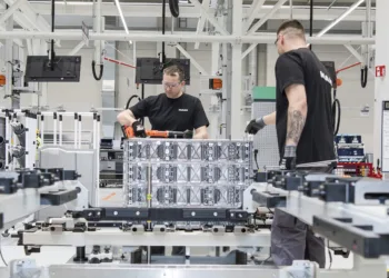 man produkcja baterii