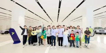 pierwsi klienci firefly