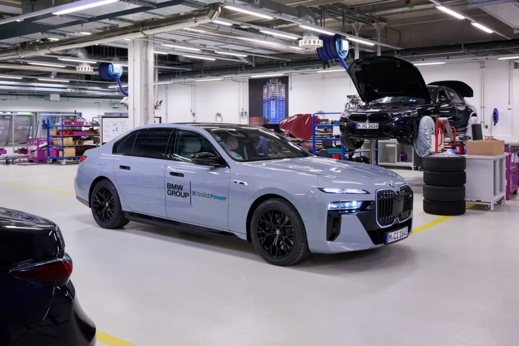 bmw i7 solid-state