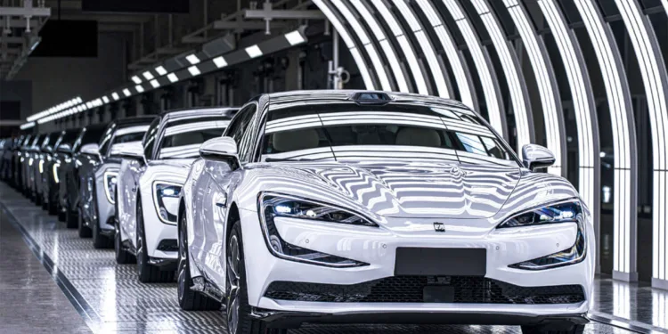 byd yangwang u7 fabryka