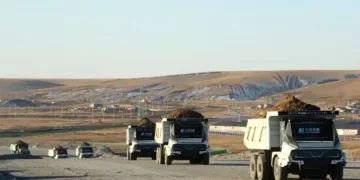 elektryczne ciezarowki kopalnia chiny huawei