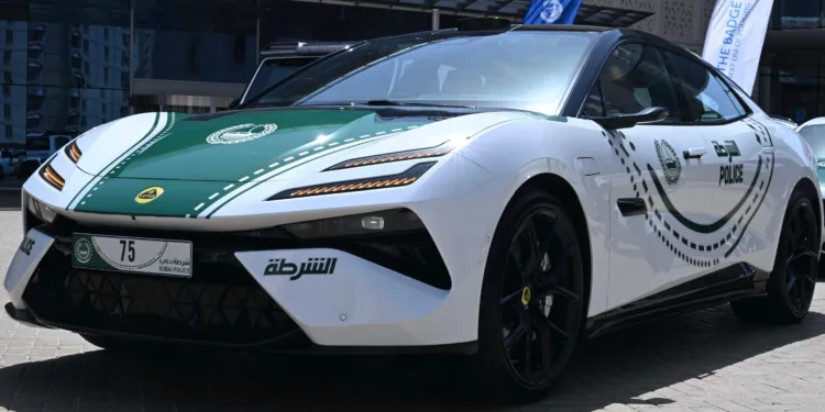 Lotus Emeya-S w policji dubaj