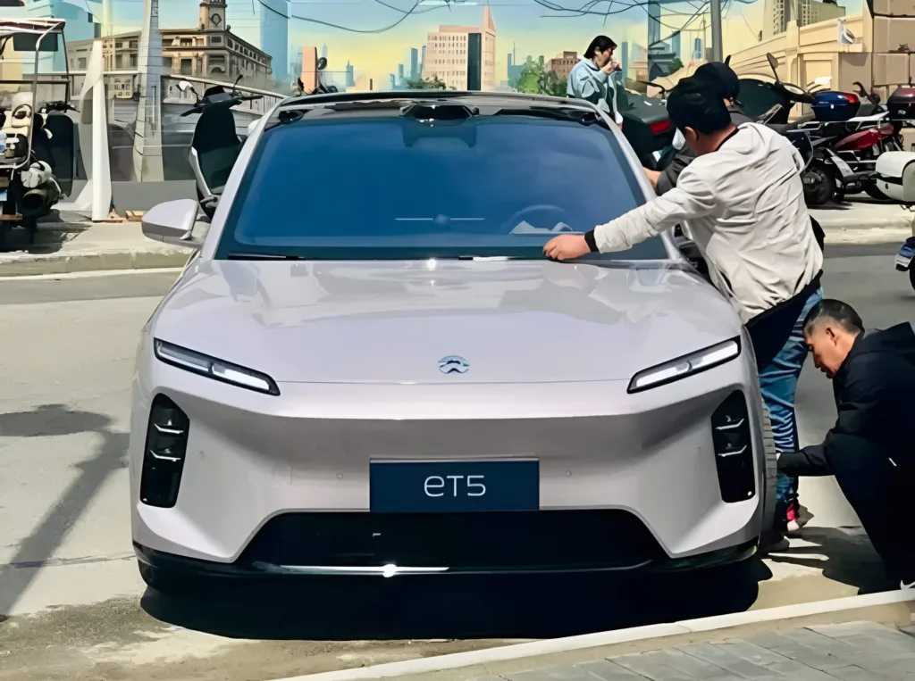 nio et5 2025