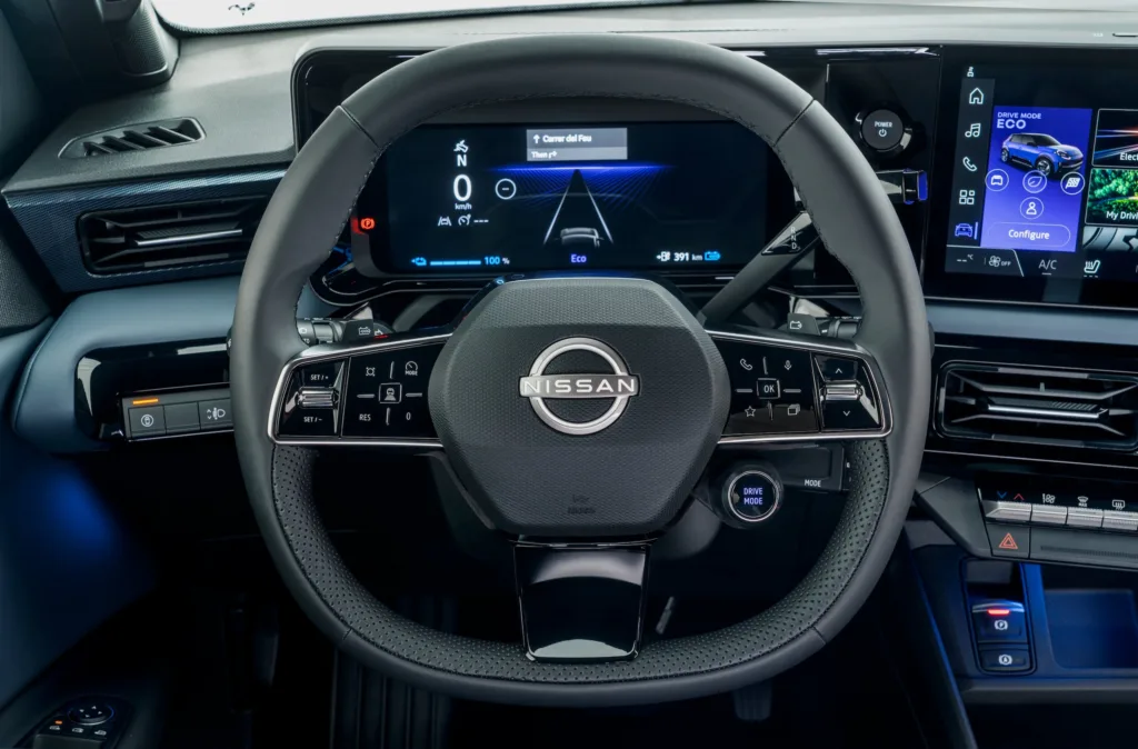 nissan micra 2025 wnętrze