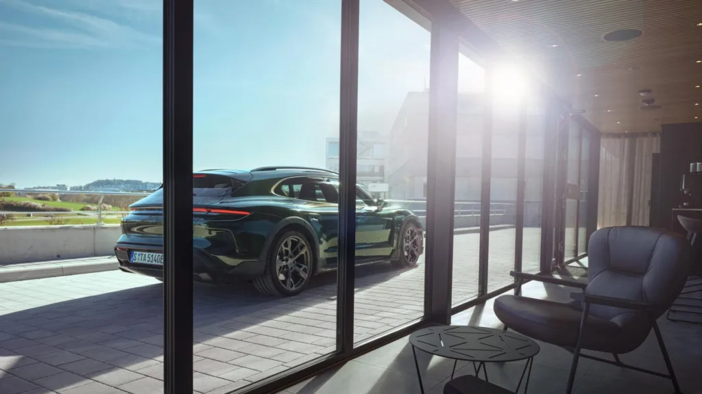 porsche charging lounge