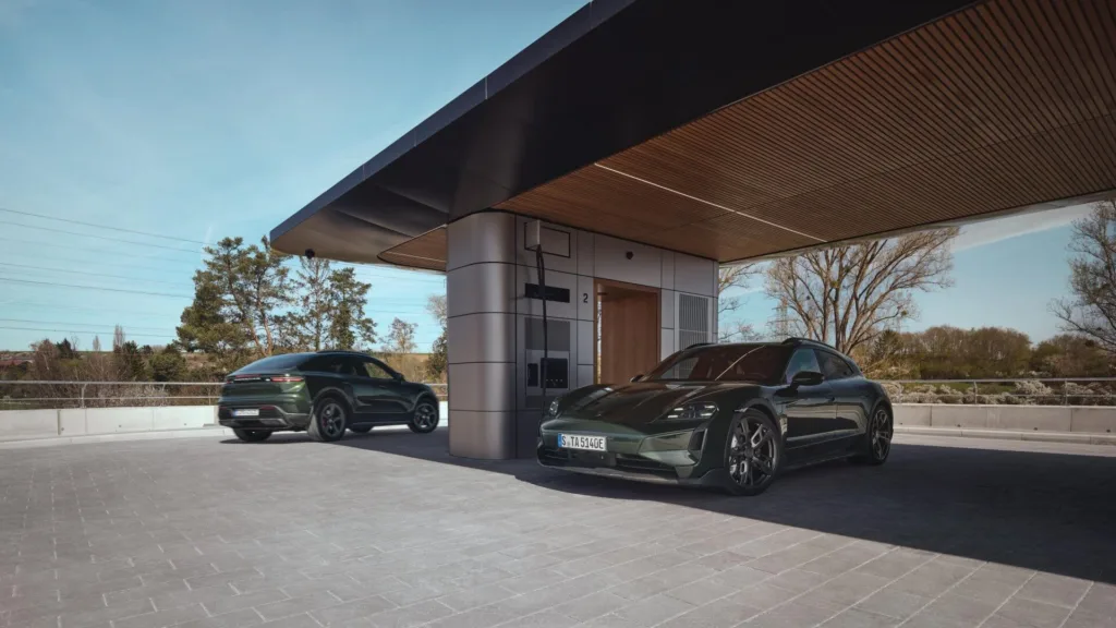 porsche charging lounge