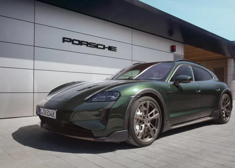 porsche charging lounge