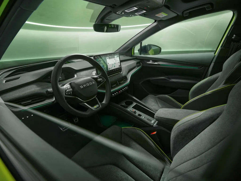 skoda enyaq vrs wnętrze