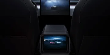 tesla cybertruck wnętrze