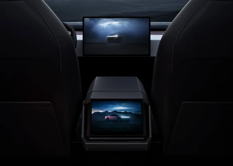 tesla cybertruck wnętrze