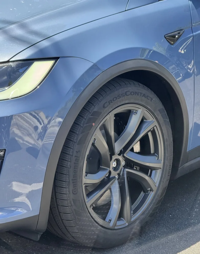 tesla model x odswiezenie