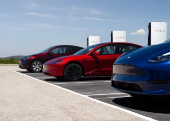 tesla supercharger v4