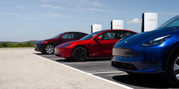 tesla supercharger v4