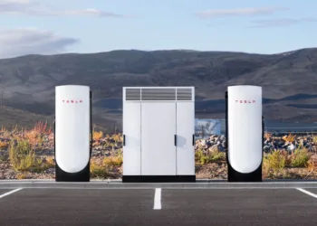 tesla supercharger v4