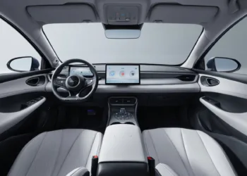 BYD Seal 5 DM-i wnętrze