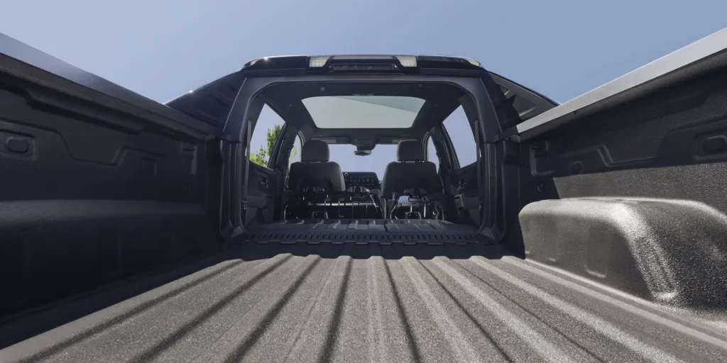 Chevy Silverado EV wnętrze