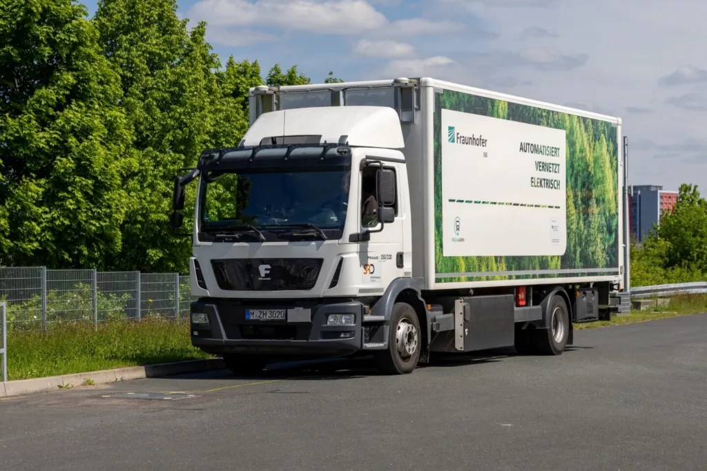 Fraunhofer IVI ladowanie ciezarowek