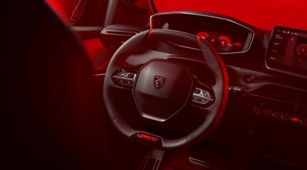 Peugeot E-208 GTi wnętrze