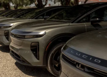 lucid gravity