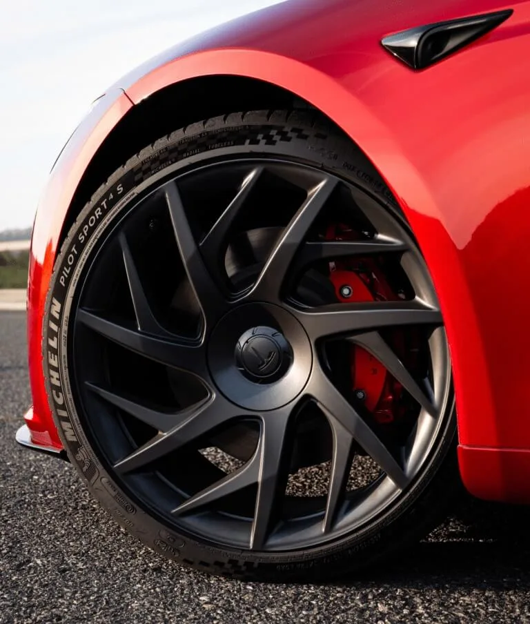 tesla model s lift