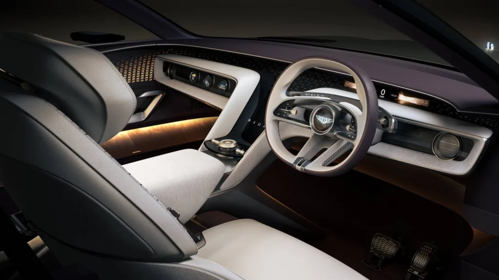 Bentley EXP 15 wnętrze