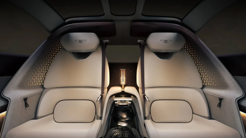 Bentley EXP 15 wnętrze
