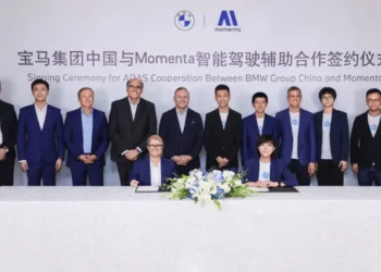 bmw momenta wspolpraca