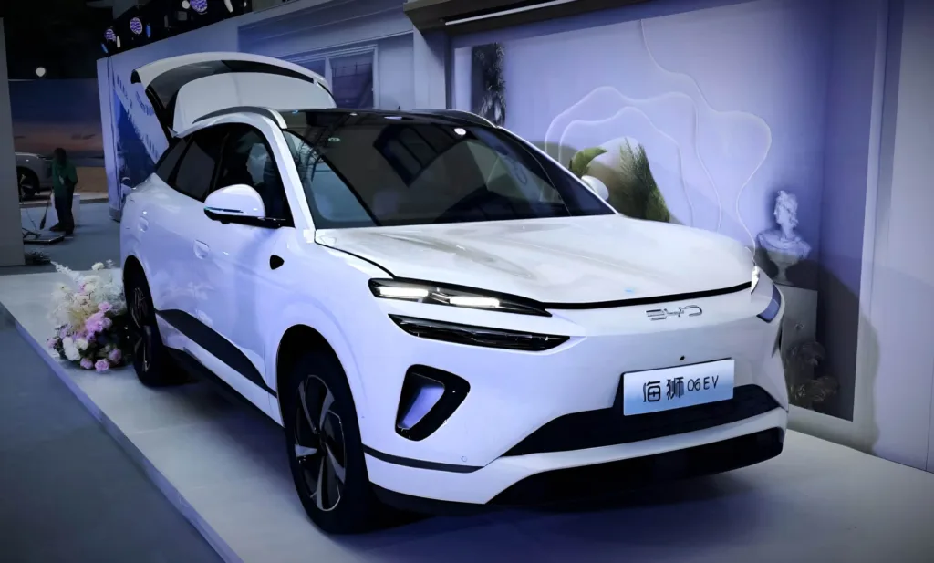 byd sealion 06