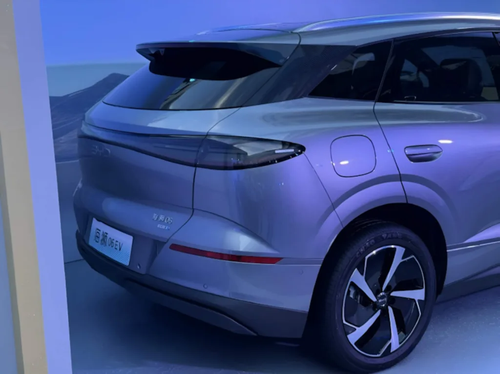 byd sealion 06
