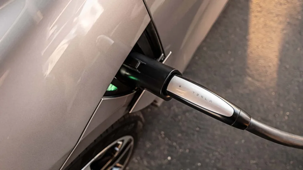 lucid air tesla supercharger