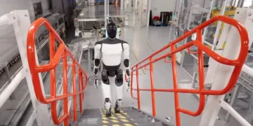 tesla optimus schody