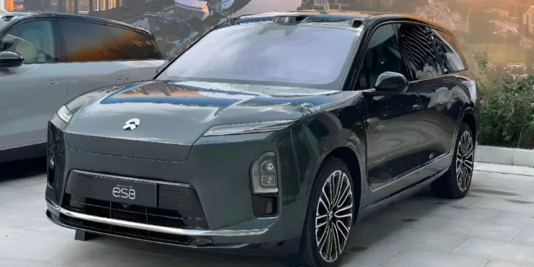 nio es8