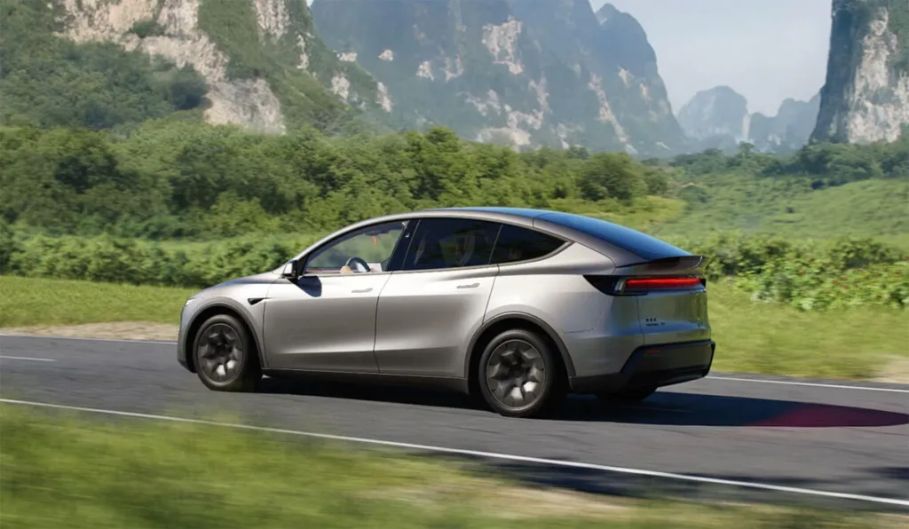 tesla model y l