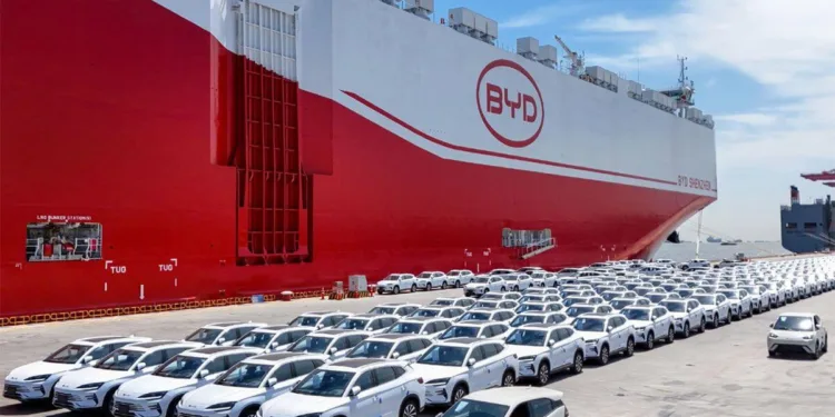 transport samochodow byd statkiem z chin