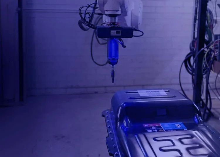 recirculate roboty rozbieraja baterie