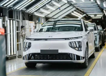 xpeng fabryka magna austria