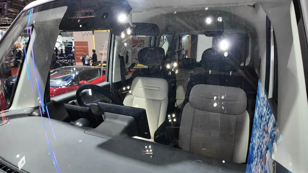 byd racco wnętrze