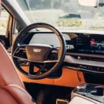 cadillac optiq wnętrze