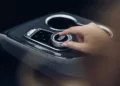 cadillac optiq wnętrze