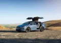 Koniec plotek. Tesla Model S i Model X wracają do Europy. Mają 744 km zasięgu, ale nie możesz ich zamówić
