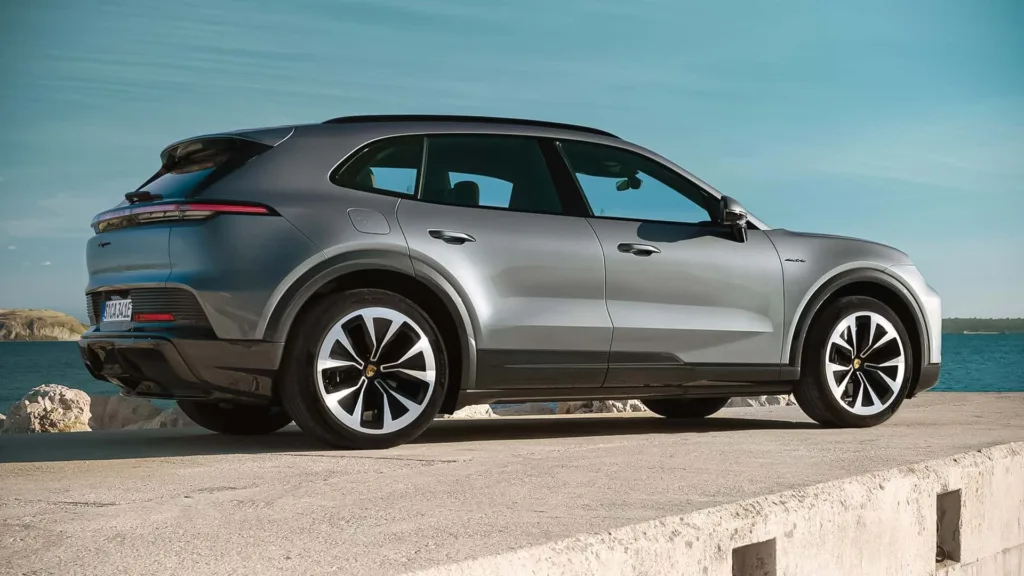 porsche cayenne ev 2026