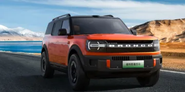 Oto elektryczny Ford Bronco za cenę kompaktu. Europa może tylko zazdrościć, a USA pożegnało legendę