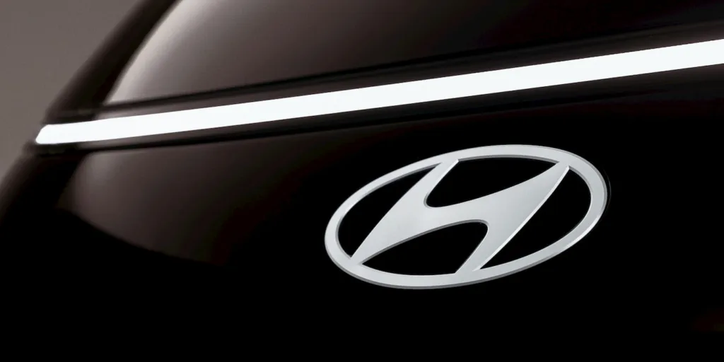 hyundai logo