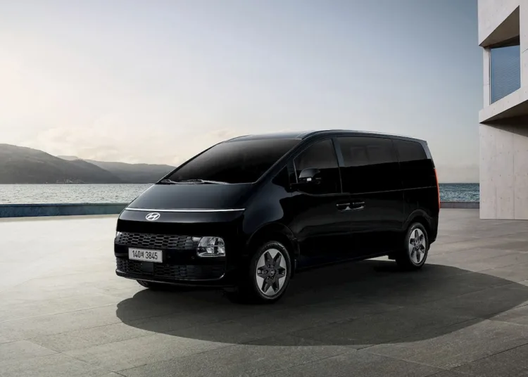 hyundai staria mpv ev