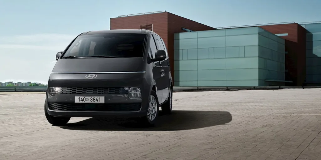 hyundai staria mpv ev