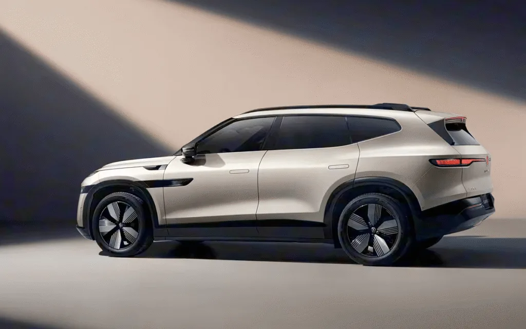 volkswagen ID.Unyx 08