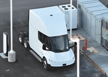 tesla semi wideo zmiany